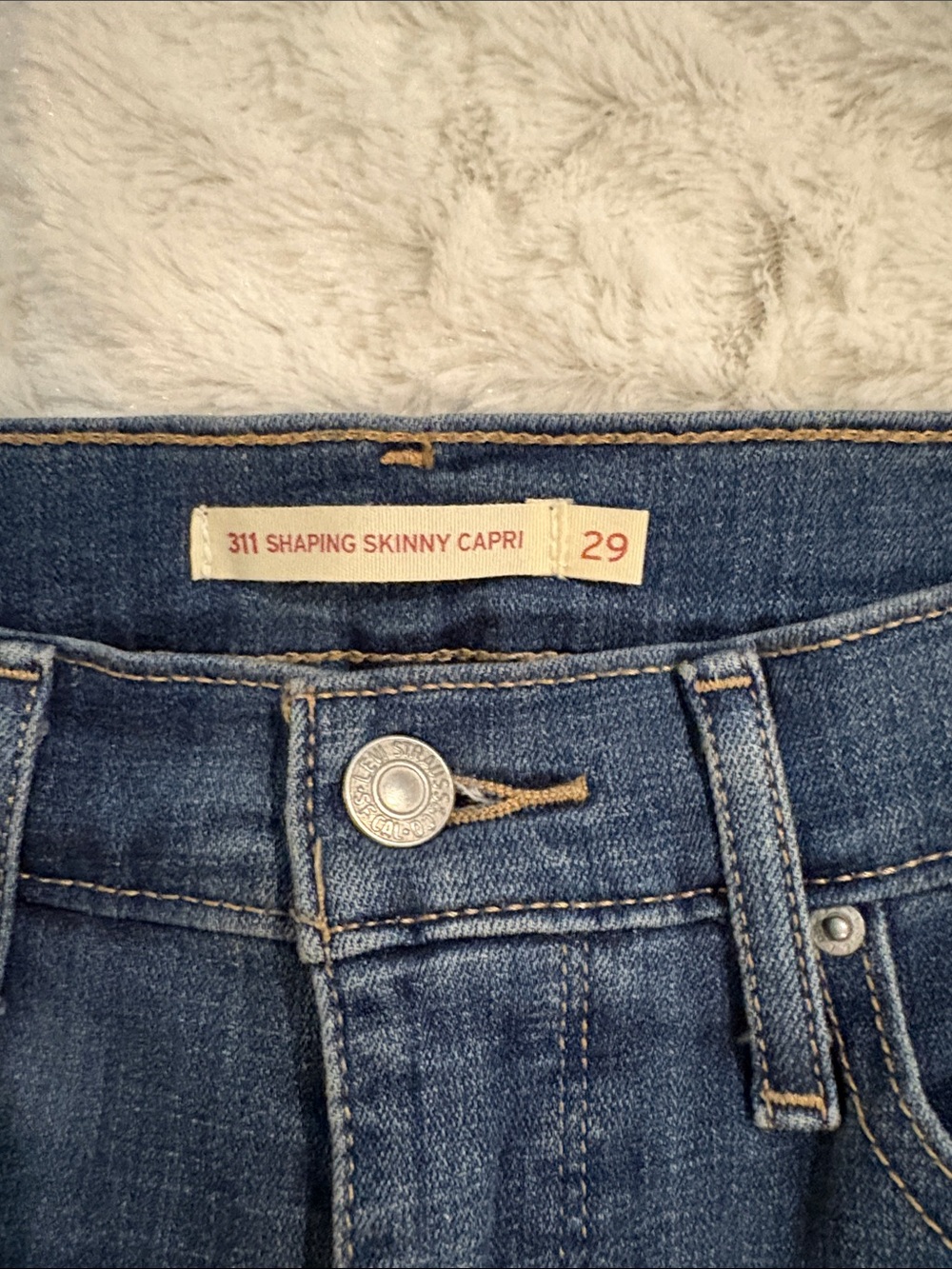 Levi's 311 Shaping Skinny Capri - Dark Blue Denim